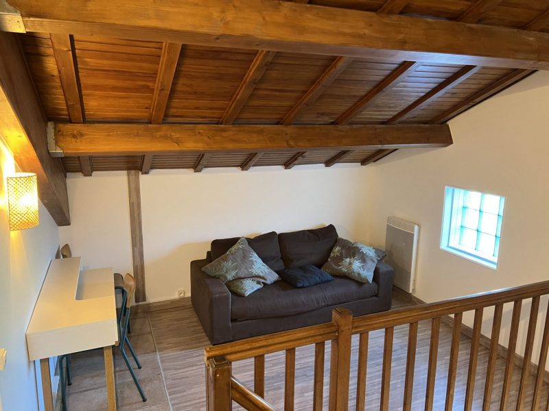mezzanine-espace-teletravail-grand-gite-lac-des-sapins