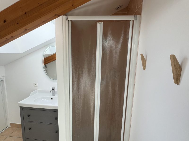 salle-bain-chambre-4-grand-gite-lac-des-sapins